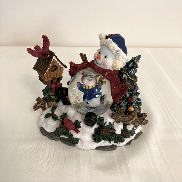 Mini Snow Globe *Snowman In A Nature Scene Holding A Snow Globe w/a Snowman - Picture 2 of 5